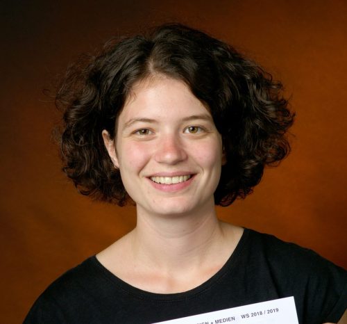 Maike Simon, Bühnenbildassistentin